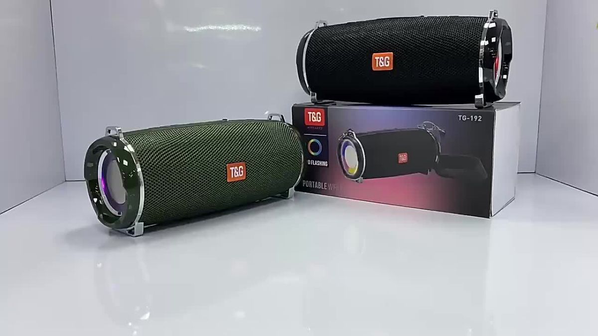 Portable Wireless Speaker Bluetooth Speaker Flashing LED Lights Party Speaker - Camouflage - Size 01