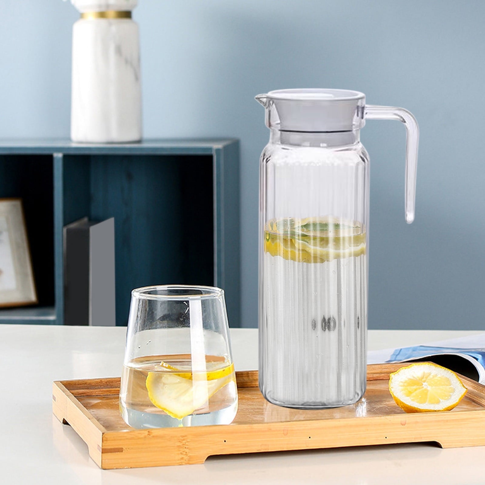 Water Pitcher with Lid, 2 L Plastic Pitcher for Tea & Juice Water, Hot/Cold Water Jug, Tea Pitcher, Juice Pitcher, 13.5 x 7.2 x 4.7 Inch Z-3-Clear