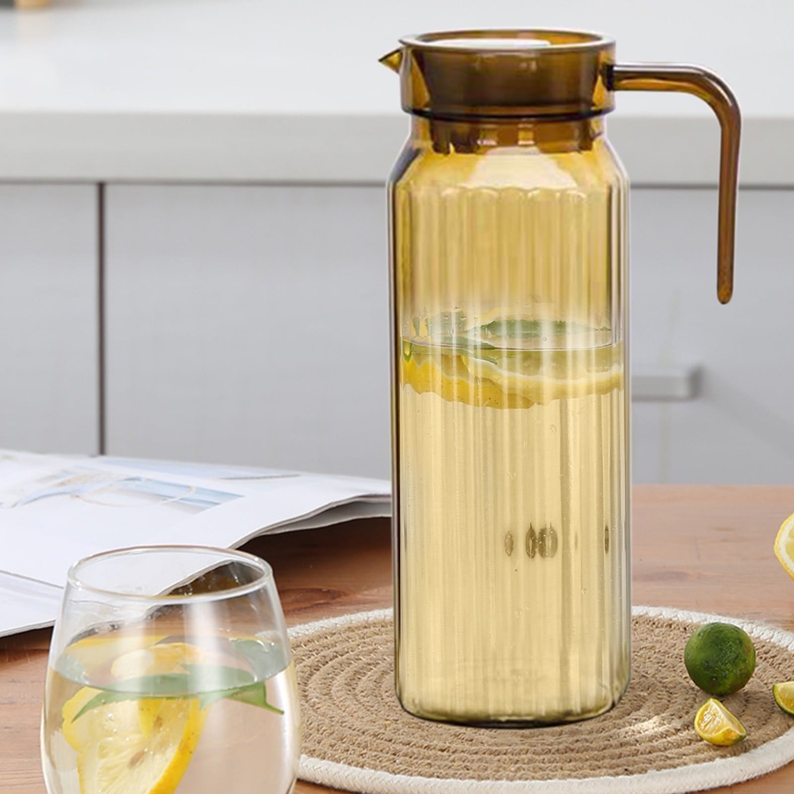 Water Pitcher with Lid, 2 L Plastic Pitcher for Tea & Juice Water, Hot/Cold Water Jug, Tea Pitcher, Juice Pitcher, 13.5 x 7.2 x 4.7 Inch Z-3-Coffee