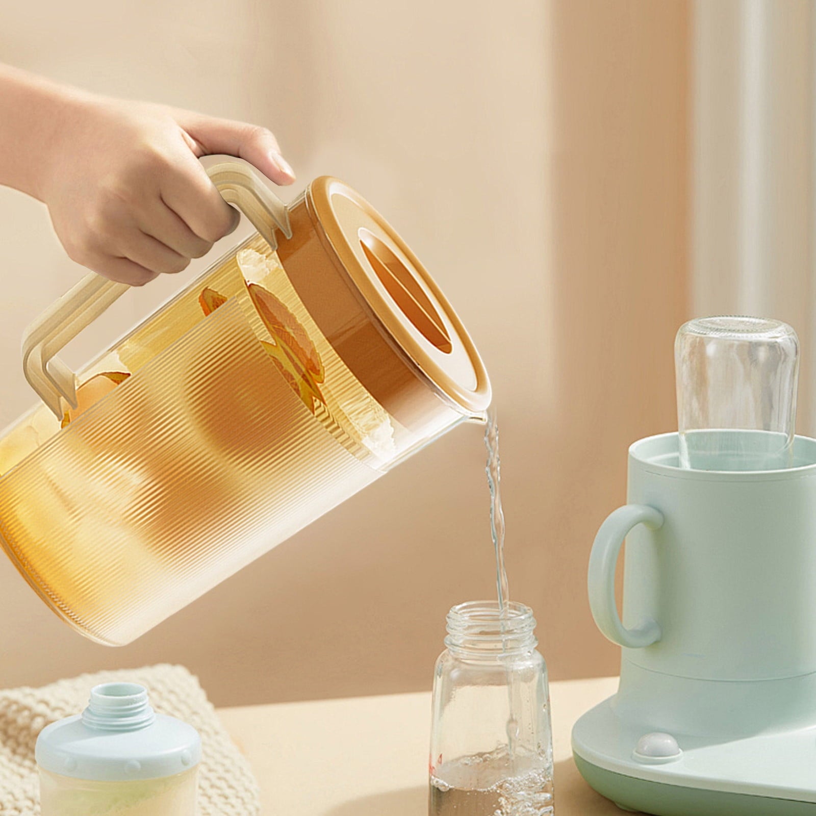 Water Pitcher with Lid, 2 L Plastic Pitcher for Tea & Juice Water, Hot/Cold Water Jug, Tea Pitcher, Juice Pitcher, 13.5 x 7.2 x 4.7 Inch Z-7-Orange