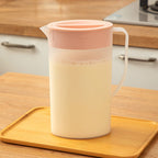 Water Pitcher with Lid, 2 L Plastic Pitcher for Tea & Juice Water, Hot/Cold Water Jug, Tea Pitcher, Juice Pitcher, 13.5 x 7.2 x 4.7 Inch Z-8-Pink