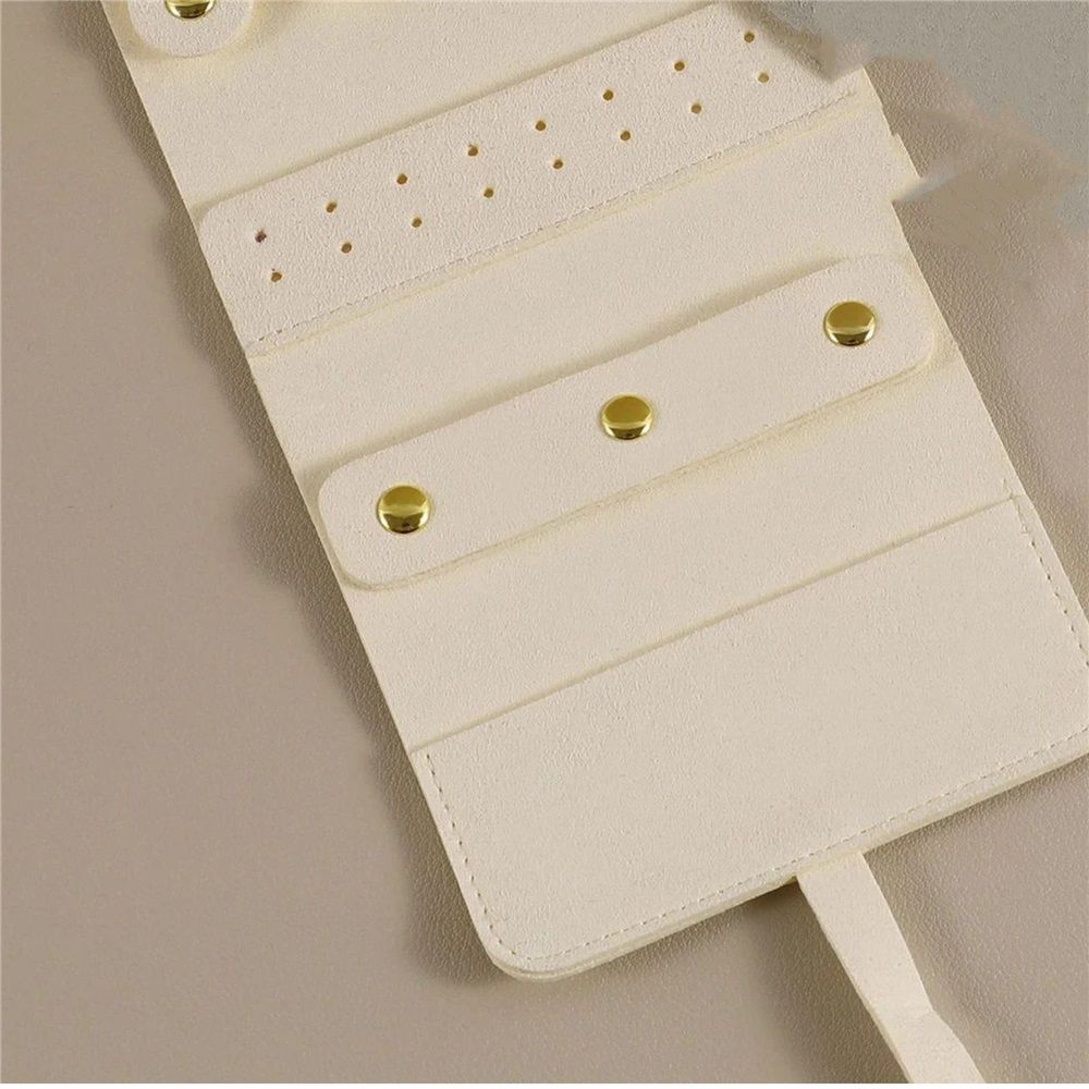 Travel Jewelry Organizer Case, Foldable Jewelry Roll for Necklaces, Earrings, Journey-Rings, Bracelets, Brooches, Portable, white（excluding jewelry）