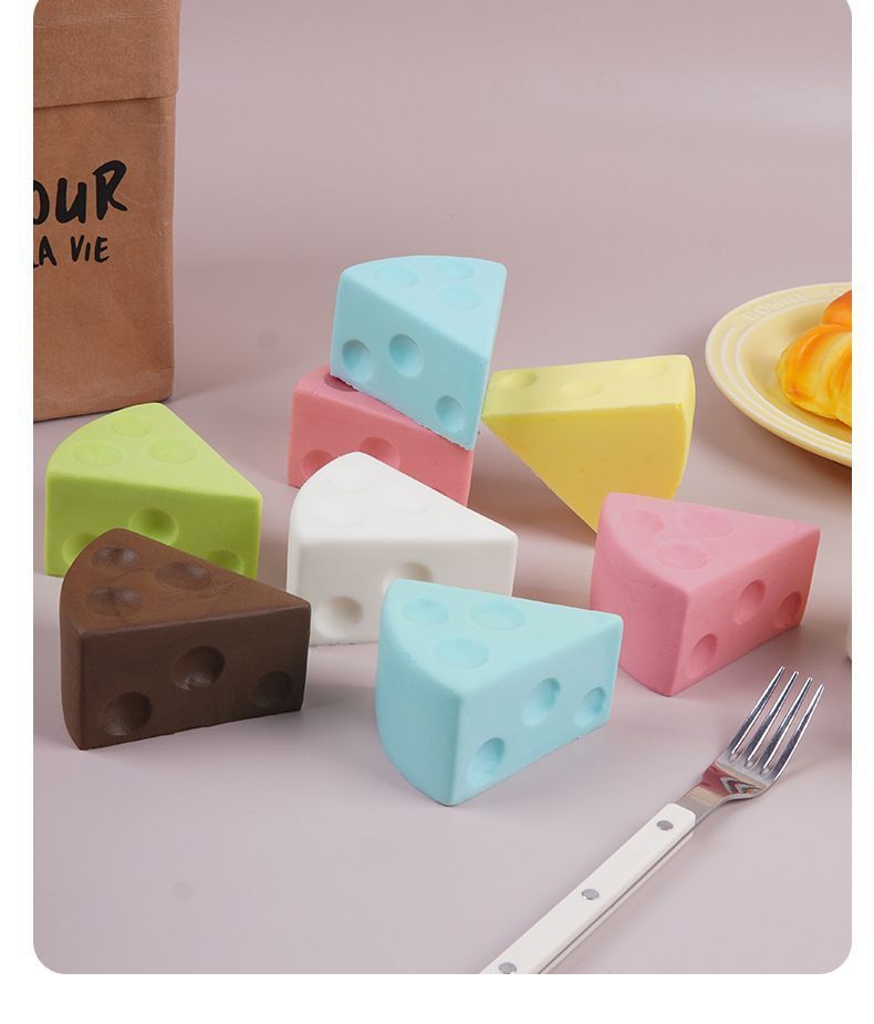 7.5cm Pink Triangle Cheese Squishy Toy