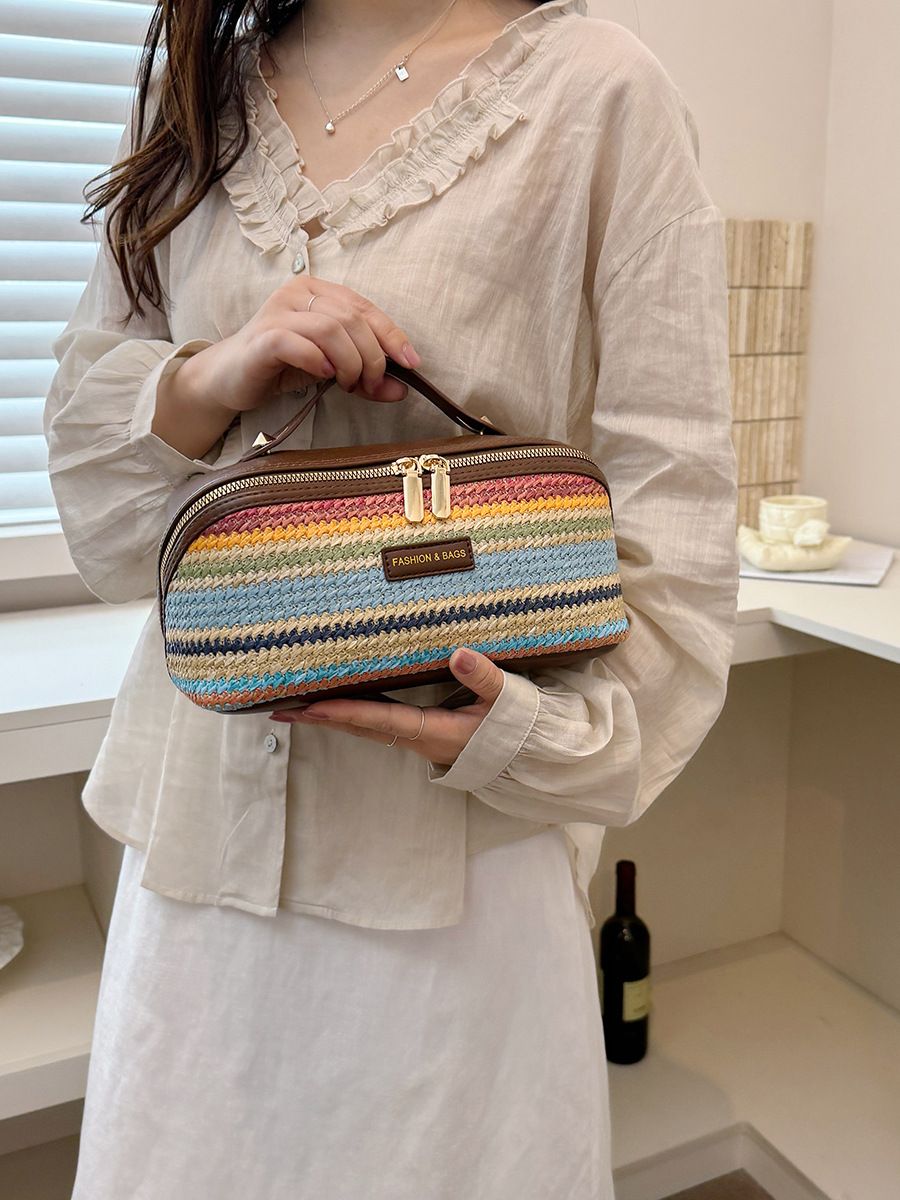 PU Large Capacity, Your Perfect Travel Companion — Stylish & Versatile Three-Dimensional Makeup Bag./Caihongge
