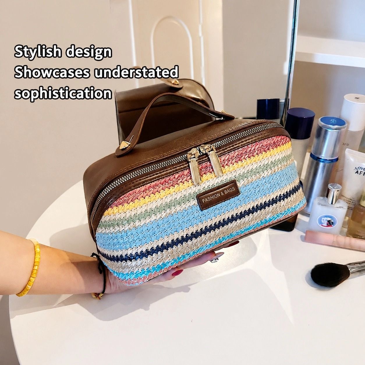 PU Large Capacity, Your Perfect Travel Companion — Stylish & Versatile Three-Dimensional Makeup Bag./Straw khaki