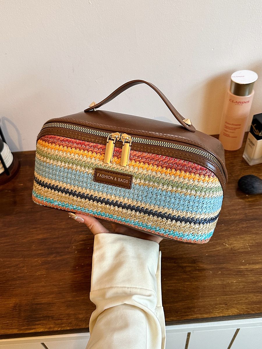PU Large Capacity, Your Perfect Travel Companion — Stylish & Versatile Three-Dimensional Makeup Bag./Xiaocaige