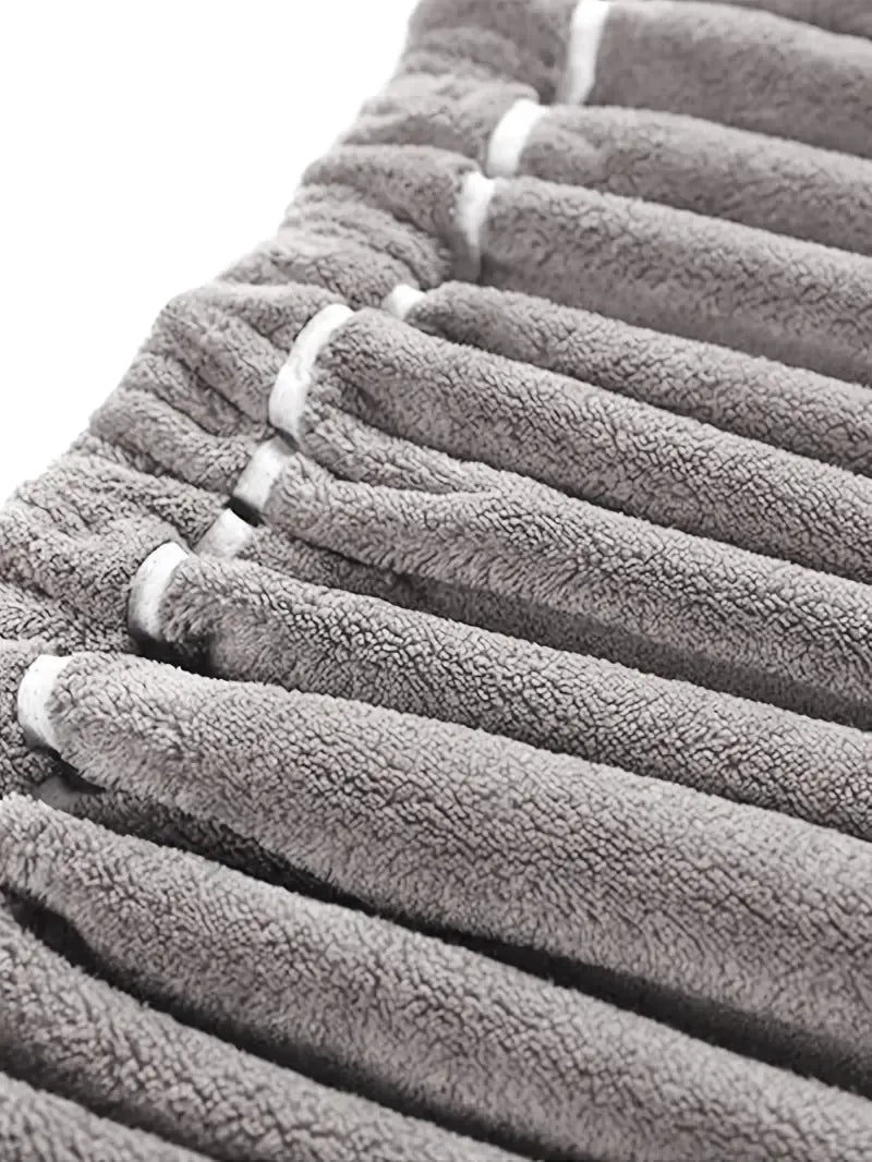 Men's Coral Fleece Wearable Bath Skirt, Embroidered Design Soft & Quick-Dry, Snap Button & Drawstring Anti-Slip, Essential for Home Bathing & Relaxation