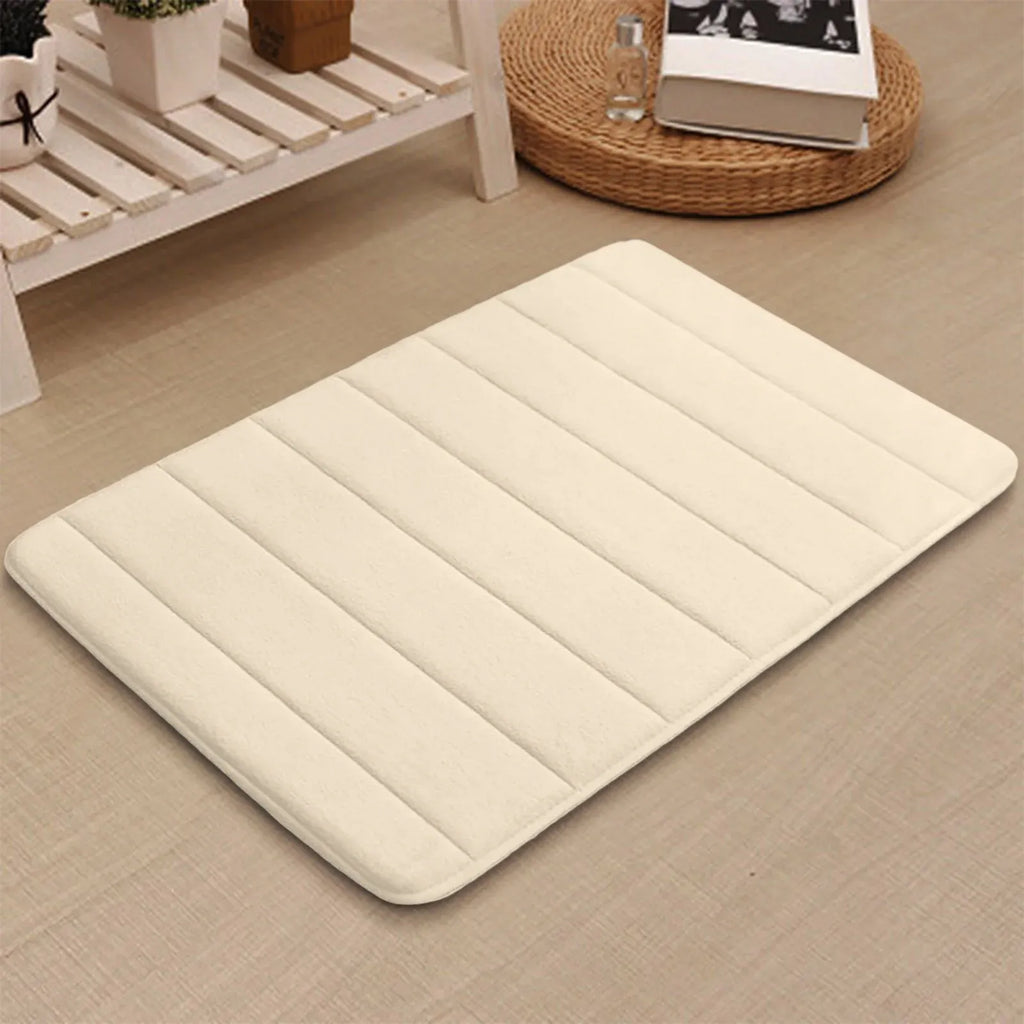 White Non Slip Absorbent Bathroom Rug, Extra Soft Machine Washable Bath Mat for Tub and Shower, 24 x 16 in