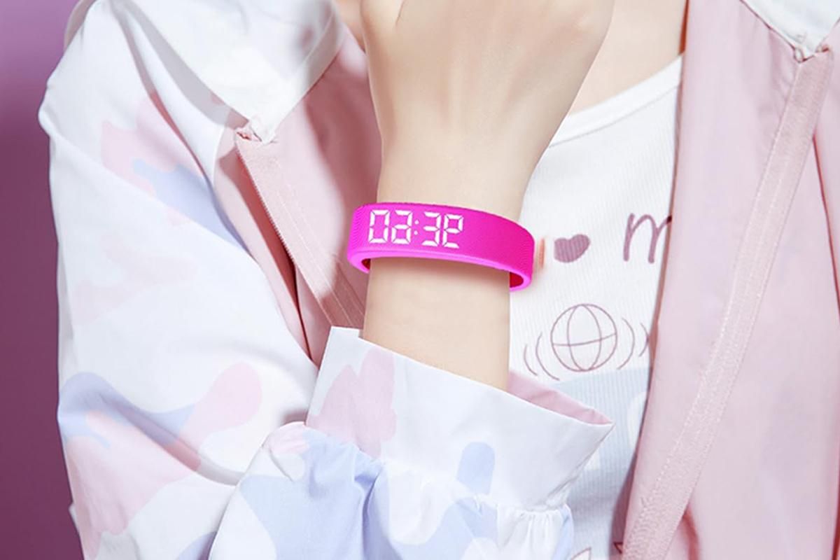 Digital Sports Watch Pedometer Vibrating Alarm Wristband - Pink