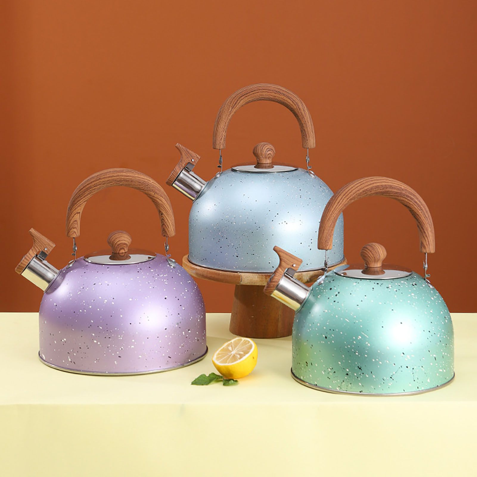 Water Kettle Stainless Steel Whistle Water Kettle Large Capacity Flat Bottomed for Gas Induction Cooker Boil Water 2L Green