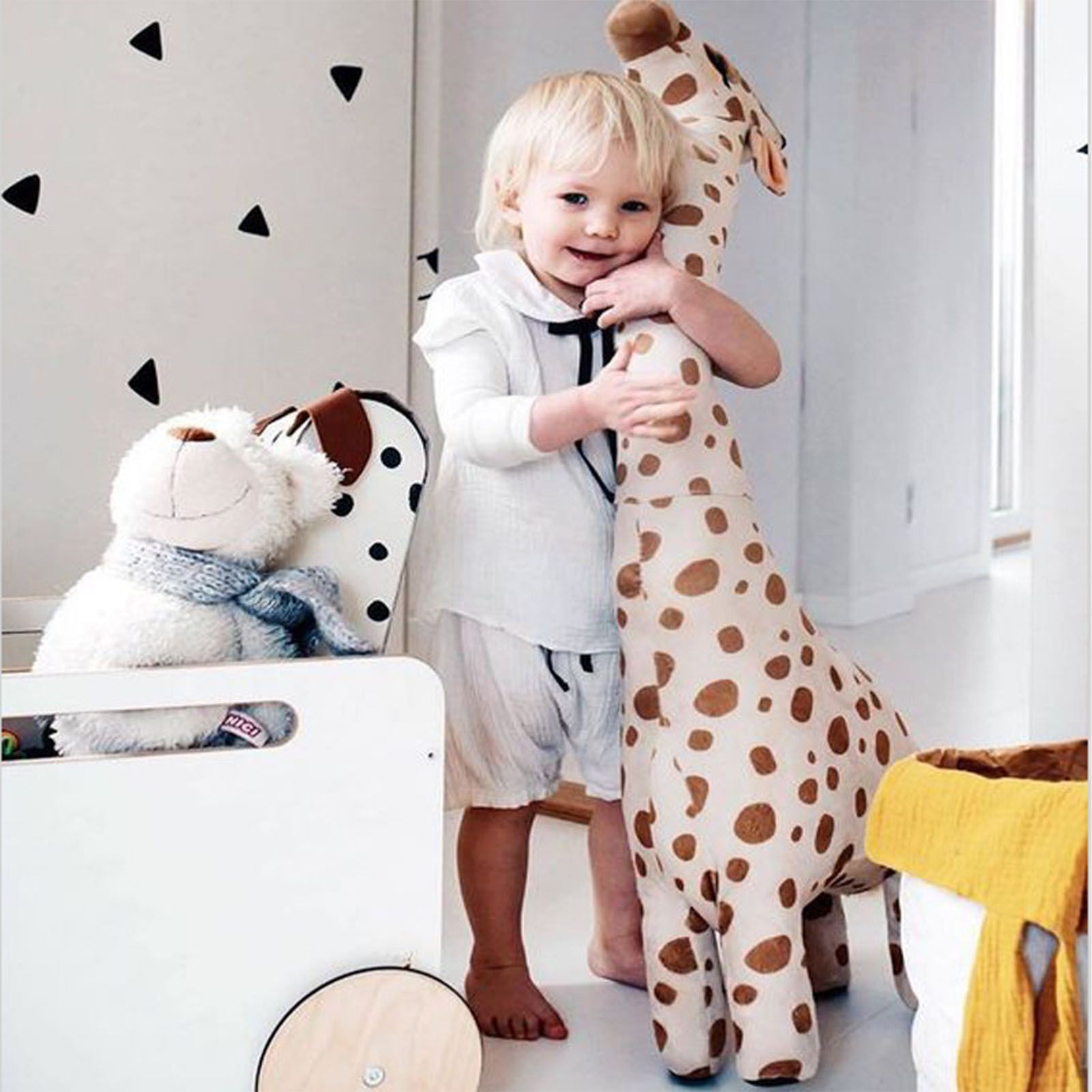 Giraffe Doll Plush Toy Cute Soft Full Filling High Elasticity Skin Friendly Perfect Gift for Kids Adults 45cm