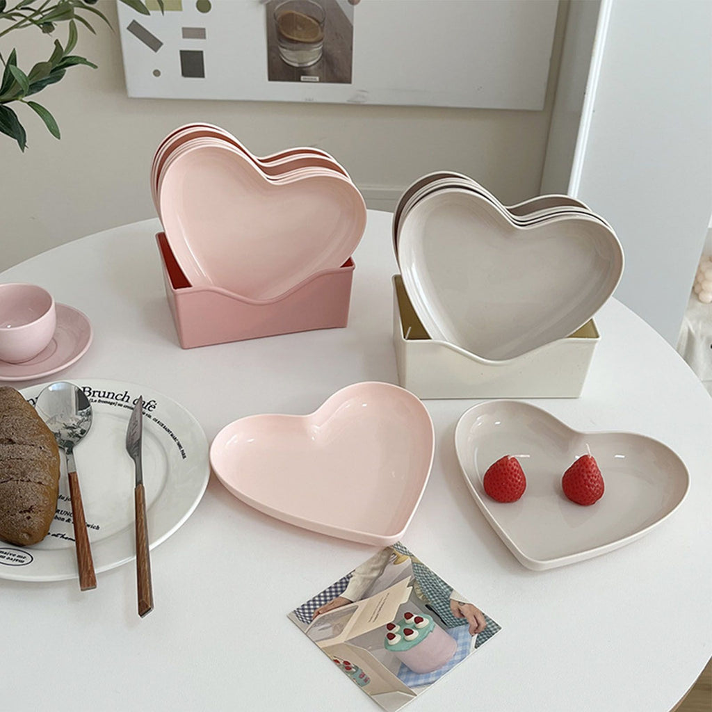 Serving Platter Heart Shape Dinner Plate Plastic Easy to Clean Versatile Kitchen Dinnerware for Party Gathering Wedding 5 Platters with Holder