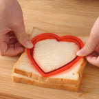 Heart Shape Sandwich Cutter Sealer Bread Decruster Pancake Maker DIY Cutters Bento Box Sandwich Decruster Press Mold for Kids
