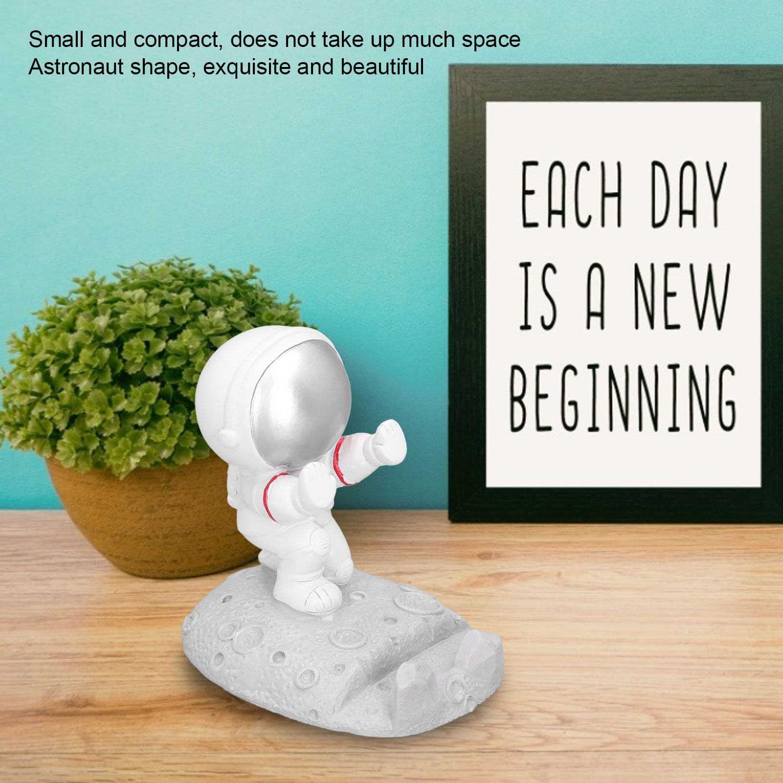 Mobile Phone Holder Astronaut Shape Exquisite Beautiful Environmentally Friendly Bracket OrnamentSilver Astronaut Push