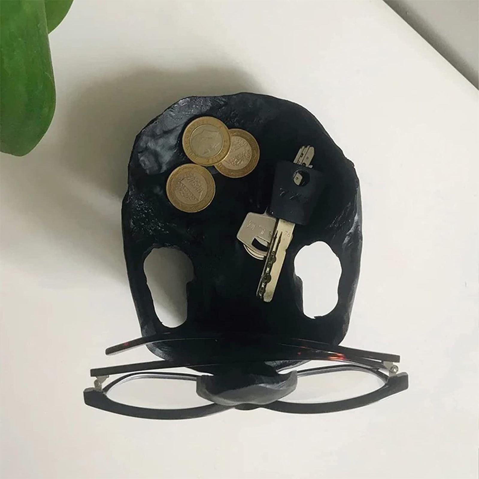 Skull Glasses Holder Sturdy Resin Rich Details Vivic Colors Skull Glasses Stand