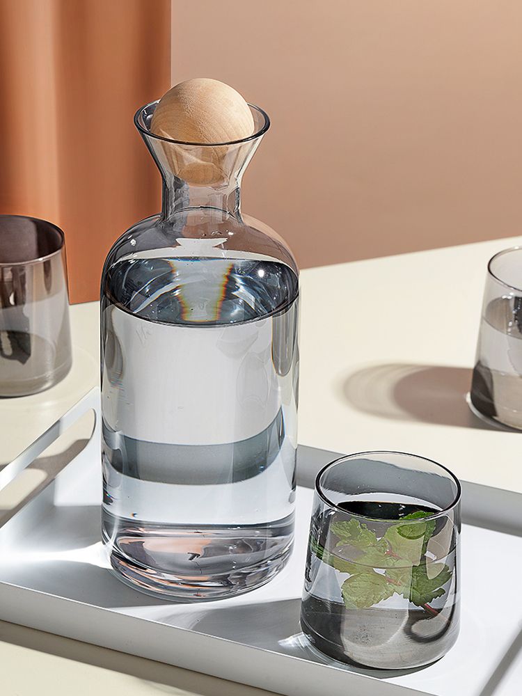 Bedside Glass Pitcher Set 4 Cups Lid 1200ml Capacity Drinking Glasses for Nightstand Colorful