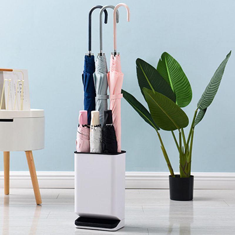 Umbrella Stand Removable Water Tray Convenient Umbrella Storage Rack for Hotel Lobby Black