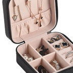 Travel Jewelry Case Exquisite Large Capacity Scratch Resistant Portable Jewelry Organizer Box for Outdoor Travel Black 10x10x5cm/3.9x3.9x2.0in