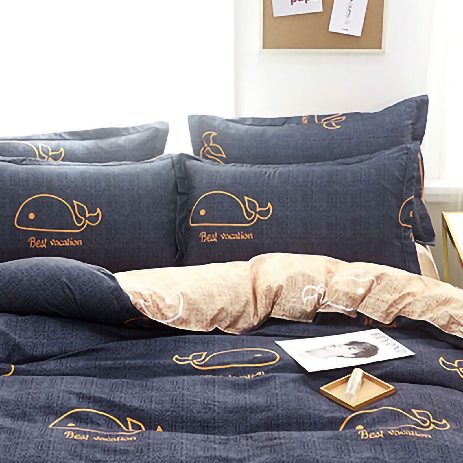 Skin Friendly Quilt Cover Thickened Polyester Soft Brushed Duvet Cover Quilt Bedding for Dormitory Bedroom Whale 150x200cm
