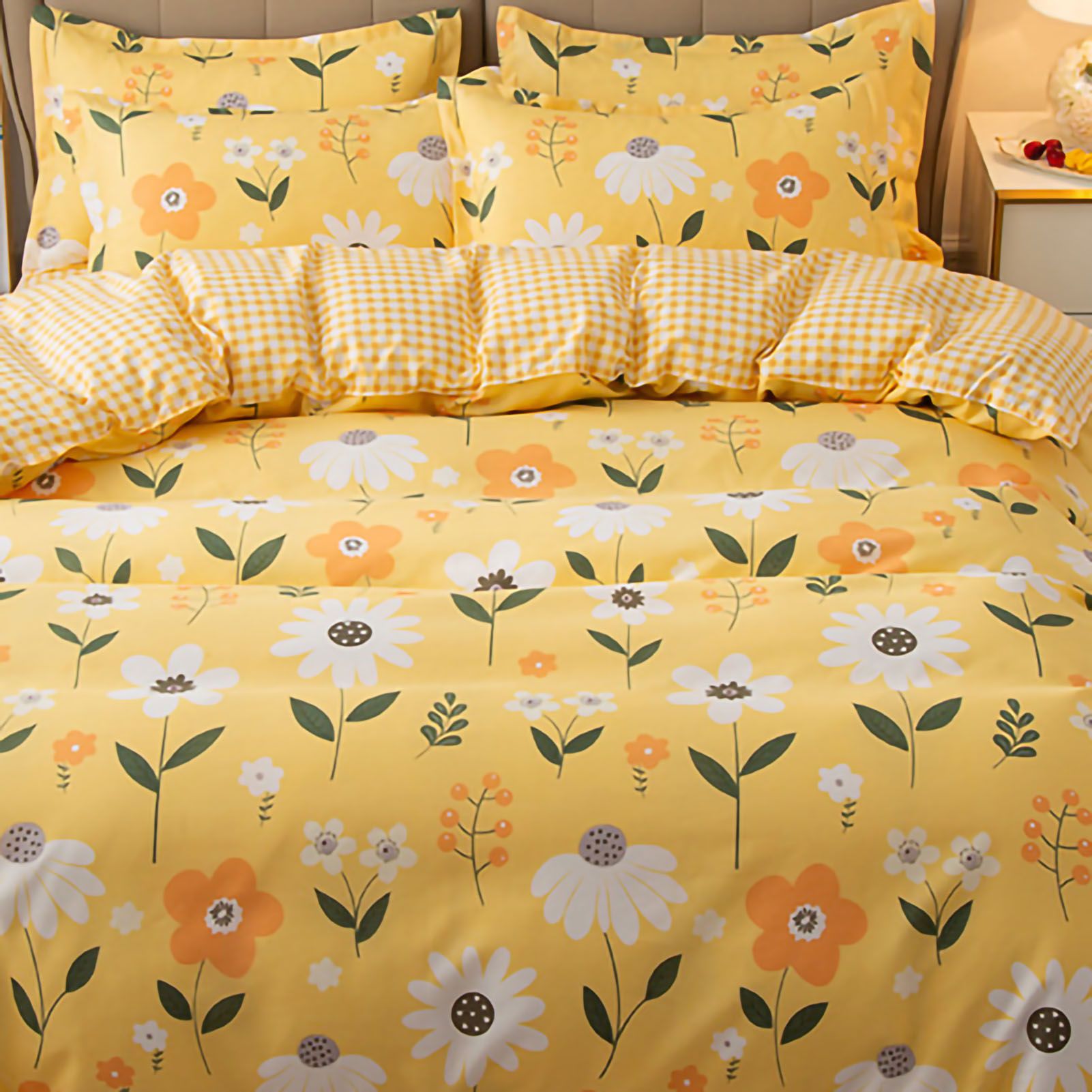 Skin Friendly Quilt Cover Thickened Polyester Soft Brushed Duvet Cover Quilt Bedding for Dormitory Bedroom Yellow Flowers 180x220cm