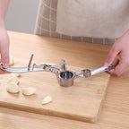 Multifunctional Garlic Press Mincer Ginger Crusher Peeler Squeezer Garlic Presser Professional Food Props