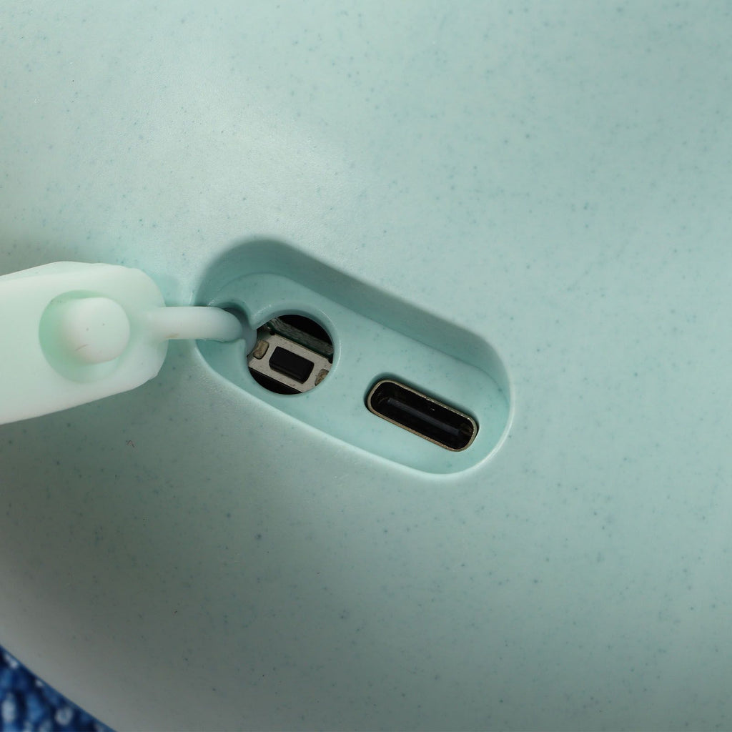 Cordless Electric Spin Scrubber 8.5W 5V 2A USB Charging Waterproof Retractable Electric Window Cleaning Brush for Car Blue