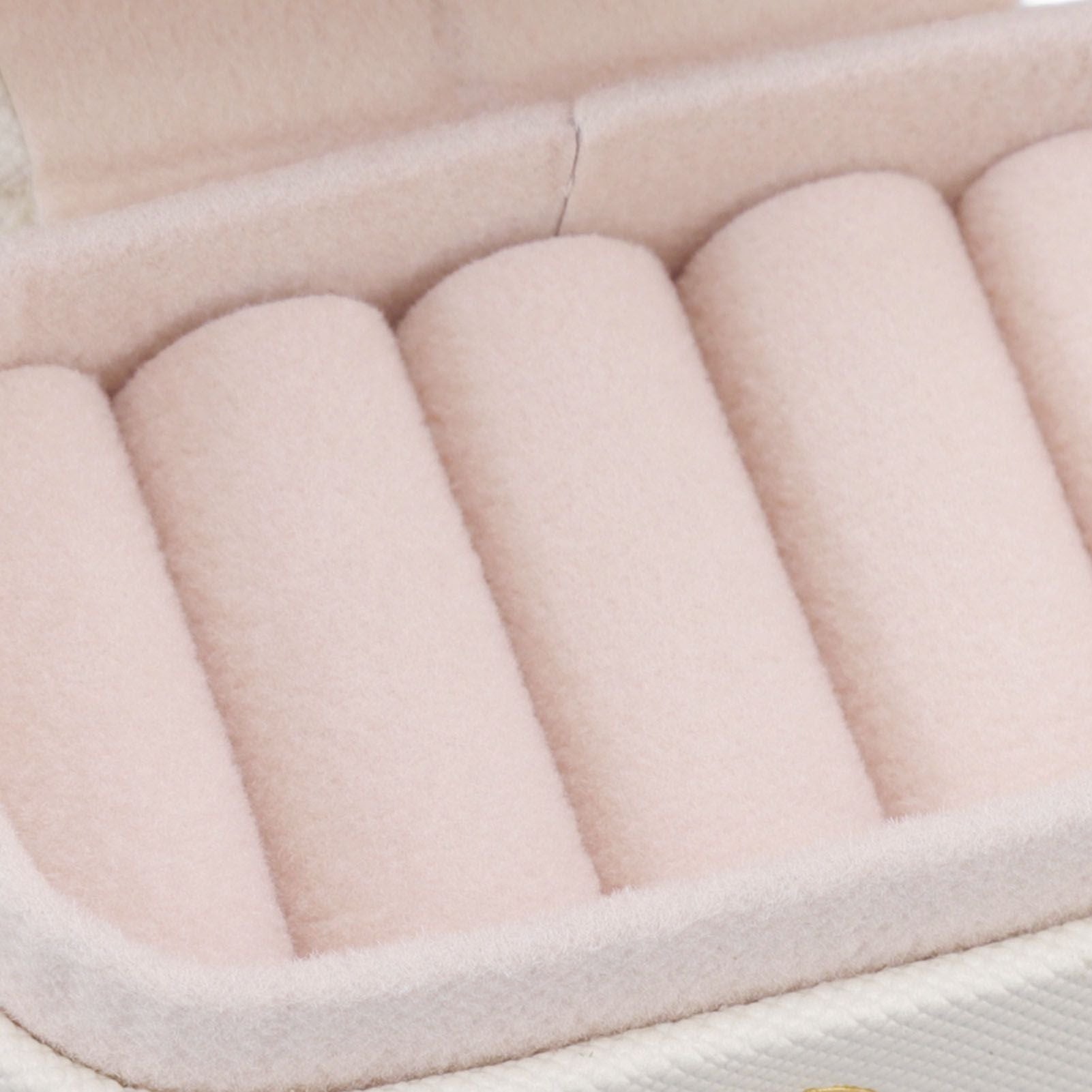 Mini Ring Storage Box PU Leather Small Jewelry Box Organizer Small Travel Earring Case White