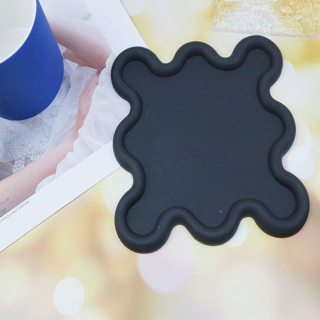 Cup Mat PVC Irregular Shape Heat Resisting Waterproof Household Bowl Mat for Kitchen Black