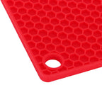 Insulation Pad Food Grade Silicone Pad AntiScalding Thickened Microwave Oven Mat for Kitchen Use(Red )