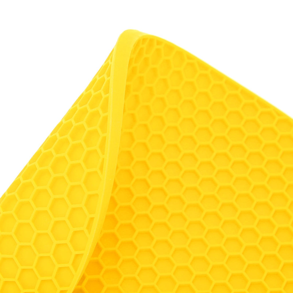 Round Shape Mat Food Grade Thickened Silicone Placemat Insulation Pad Microwave Oven MatYellow