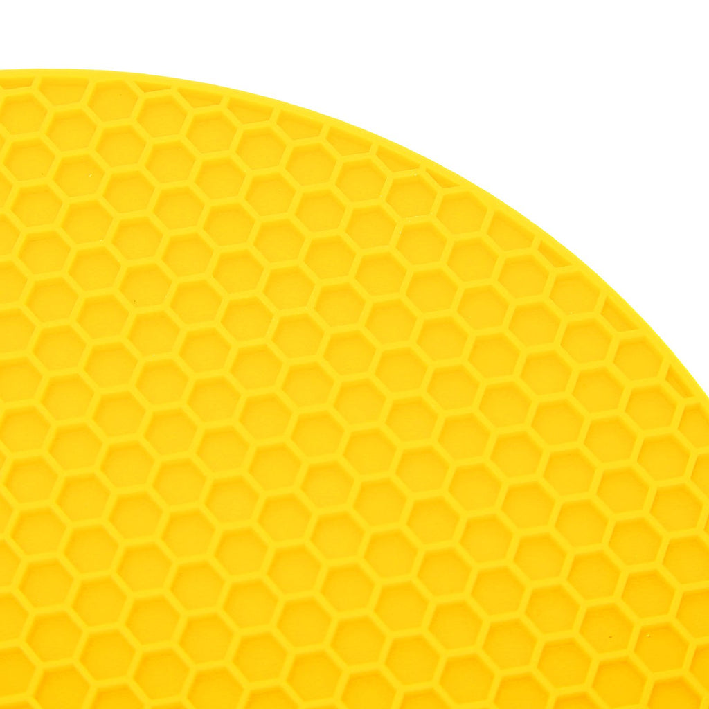 Round Shape Mat Food Grade Thickened Silicone Placemat Insulation Pad Microwave Oven MatYellow