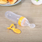 90mL Silicone Baby Toddler Feeding Bottle with Spoon Fresh Food Cereal Squeeze Feeder (Yellow)