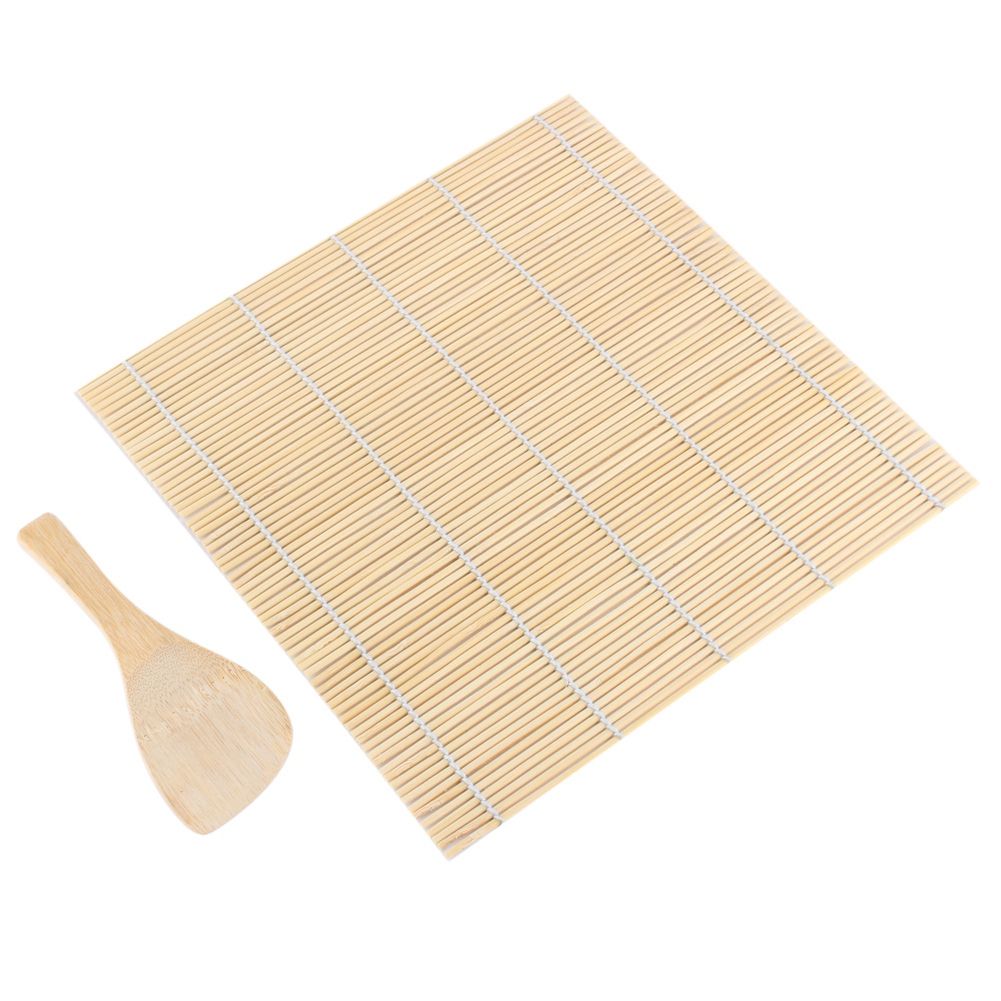 DIY Sushi Rolling Maker Roller Bamboo Material Mat Maker And A Rice Paddle Set