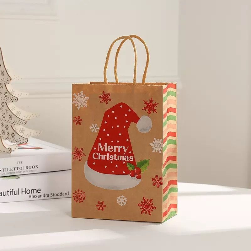 Christmas Gift Bags 30-Piece Set Festive Designs Holiday Gifting Christmas - Red - Size 21-11-27