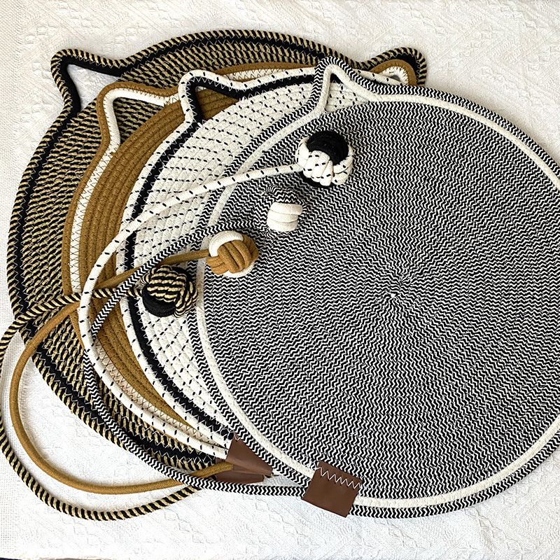 Purple Durable Cat Scratching Mat with Attached Toy Ball - Washable and Multi-Functional, Ideal for Cats' Scratching and Sleeping - 50cm Diameter
