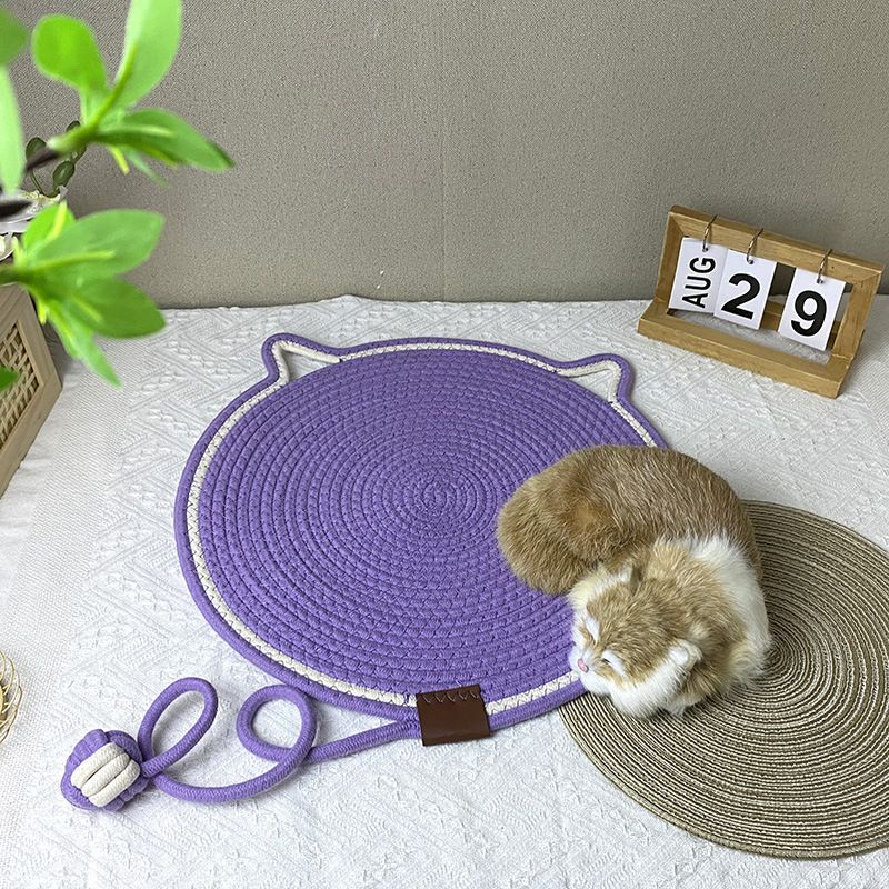 Pink Durable Cat Scratching Mat with Attached Toy Ball - Washable and Multi-Functional, Ideal for Cats' Scratching and Sleeping - 50cm Diameter