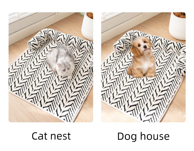 Brown Plush Pet Bed Mat - 60 x 80 cm Polyester Fibre - Thickened Soft Cushion, Scratch Resistant Surface, Non Slip Base for Cats and Dogs