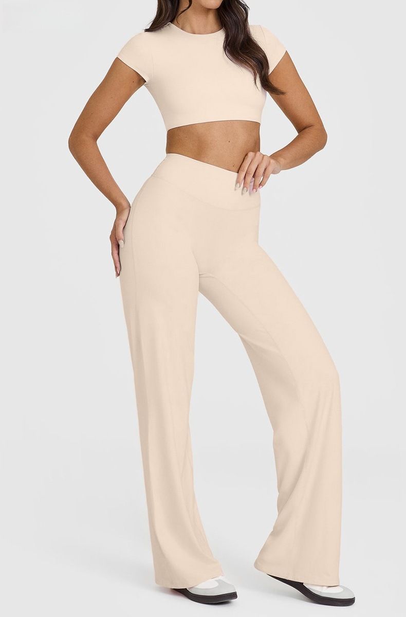 S Size Apricot High Waisted Flare Yoga Pants for Women - M-Shaped Peach Hip Lifting Wide-Leg Workout Trousers with Soft & Skin Feel Four Way Stretch Fabric, Breathable & Quick Dry