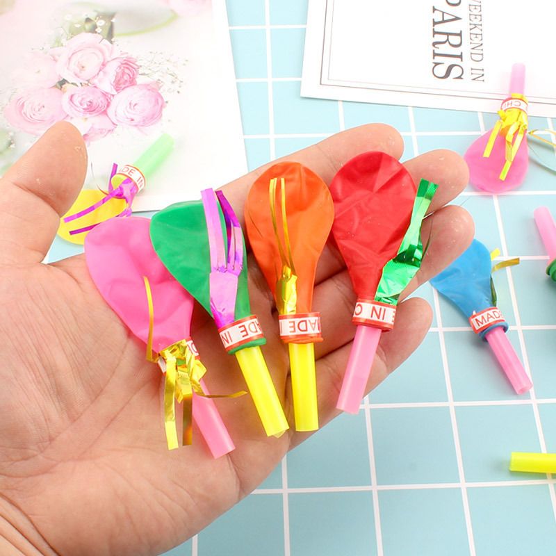 100 Piece Party Whistle and Blowout Set - 50 Whistle Balloons and 50 Party Blowers, Colourful Noise Makers for Birthdays, Celebrations and Party Bags